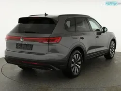 Silizium grau metallic Gebraucht 2025 VW Touareg SUV | 62.895 € (Fairer Preis)