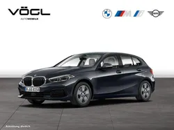 Grau Gebraucht 2021 BMW 118 Advantage Kleinwagen | 19.980 € (Fairer Preis)