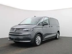 Indiumgrau metallic Gebraucht 2024 VW T7 Van | 49.980 € (Superpreis)