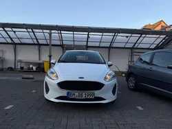 Weiß Gebraucht 2017 Ford Fiesta Kleinwagen | 5.990 € (Guter Preis)