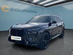 Schwarz Neu 2025 BMW X7 M Sport SUV | 138.999 €