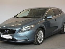 Blau Gebraucht 2013 Volvo V40 Momentum Kombi | 12.390 € (Fairer Preis)