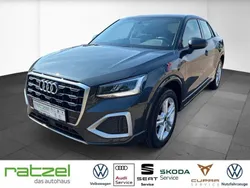 Grau Gebraucht 2023 Audi Q2 Advanced Plus SUV | 25.890 € (Guter Preis)