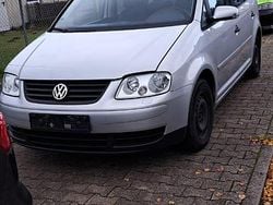 Silber Gebraucht 2005 VW Touran Van / Kleinbus | 1.350 € (Superpreis)