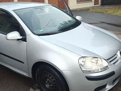 Silber Gebraucht 2005 VW Golf IV Comfortline Limousine | 1.800 € (Guter Preis)