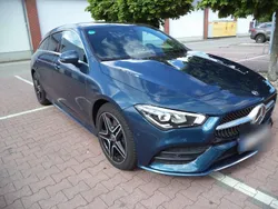 Blau Gebraucht 2021 Mercedes CLA200 Shooting Brake AMG Kombi | 28.800 € (Guter Preis)
