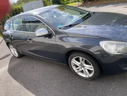 Braun Gebraucht 2011 Volvo V60 Momentum Kombi | 3.450 € (Guter Preis)