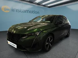 Grün Gebraucht 2024 Peugeot 308 Kleinwagen | 26.649 € (Fairer Preis)