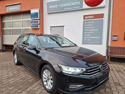 Schwarz Gebraucht 2022 VW Passat R Kombi | 23.789 € (Fairer Preis)
