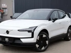 Crystal weiss Gebraucht 2024 Volvo EX30 Performance SUV | 35.950 € (Superpreis)
