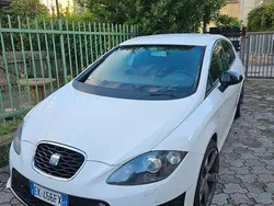 Weiß Gebraucht 2011 Seat Leon FR Limousine | 4.400 € (Fairer Preis)