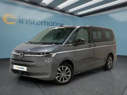 Grau Gebraucht 2023 VW T7 Van | 54.949 € (Etwas zu teuer)