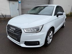 Weiß Gebraucht 2015 Audi A1 Sportback Kleinwagen | 7.691 €