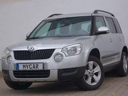 Silber Gebraucht 2011 Skoda Yeti Plus Edition SUV | 7.499 € (Fairer Preis)