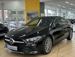 Schwarz Gebraucht 2023 Mercedes CLA180 Luxury Limousine | 30.999 € (Fairer Preis)