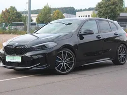 Schwarz Gebraucht 2022 BMW M135 Performance Kleinwagen | 32.990 € (Superpreis)