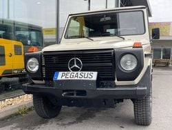 Weiß Gebraucht 1985 Mercedes G240 SUV | 29.999 €