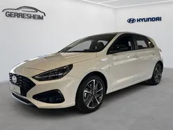 Weiss Neu 2025 Hyundai i30 Advantage Limousine | 25.787 € (Etwas zu teuer)