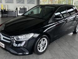 Schwarz Gebraucht 2019 Mercedes B200 Van / Kleinbus | 19.450 € (Guter Preis)