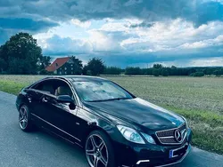 Schwarz Gebraucht 2009 Mercedes E350 Coupé | 7.500 €