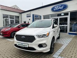 Arktisweiß (metallic) Gebraucht 2017 Ford Kuga Vignale SUV | 18.850 € (Etwas zu teuer)