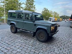 Grün Gebraucht 2012 Land Rover Defender Kombi | 36.800 €