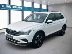 Weiß Gebraucht 2022 VW Tiguan Life SUV | 28.870 € (Guter Preis)