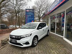 Weiß Gebraucht 2024 Dacia Sandero Essentiel Kleinwagen | 13.790 € (Superpreis)