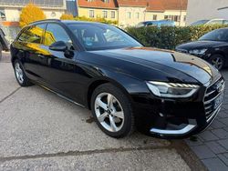Schwarz Gebraucht 2020 Audi A4 Advanced Kombi | 13.900 € (Teuer)
