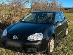 Schwarz Gebraucht 2008 VW Golf V Kleinwagen | 1.500 € (Guter Preis)