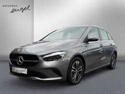 Mountaingrau metallic Gebraucht 2024 Mercedes B200 Advanced Van / Kleinbus | 31.749 € (Fairer Preis)