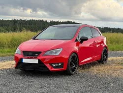 Rot Gebraucht 2014 Cupra Ibiza Kleinwagen | 15.490 €