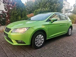 Grün Gebraucht 2015 Seat Leon Limousine | 6.300 € (Guter Preis)