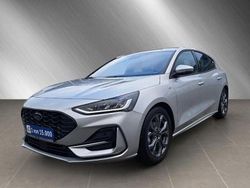 Silber Gebraucht 2024 Ford Focus ST-Line Limousine | 25.990 € (Fairer Preis)