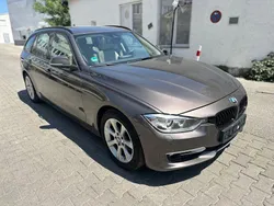 Braun Gebraucht 2014 BMW 320 Sport Line Kombi | 12.380 € (Fairer Preis)