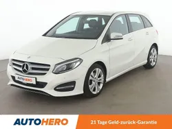 Weiß Gebraucht 2015 Mercedes B180 Urban Van / Kleinbus | 12.760 € (Fairer Preis)