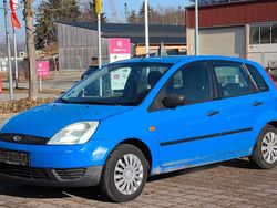 Blau Gebraucht 2002 Ford Fiesta Limousine | 290 € (Superpreis)