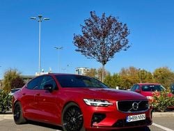 Rot Gebraucht 2019 Volvo S60 R-Design Limousine | 29.500 € (Teuer)