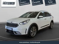 Weiß Gebraucht 2019 Kia Niro Spirit SUV | 18.890 € (Fairer Preis)