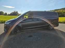 Grau Gebraucht 2019 Mercedes V250 AMG line Van / Kleinbus | 44.900 €