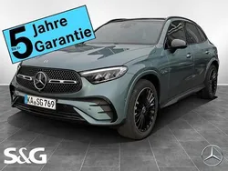 Metalliclack verdesilber Gebraucht 2024 Mercedes GLC220 AMG SUV | 62.849 € (Guter Preis)