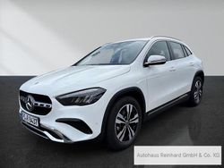 Weiß Gebraucht 2025 Mercedes GLA180 SUV | 40.900 € (Etwas zu teuer)