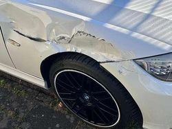 Weiß Gebraucht 2010 BMW 320 Sport Line Limousine | 4.200 € (Superpreis)