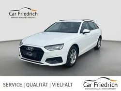 Weiß Gebraucht 2022 Audi A4 Ambiente Kombi | 26.880 € (Guter Preis)