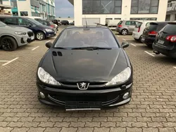 Schwarz Gebraucht 2006 Peugeot 206 CC Platinum Cabrio | 1.280 € (Fairer Preis)