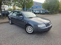 Grau Gebraucht 2002 Audi A6 Kombi | 4.999 €