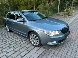 Grau Gebraucht 2009 Skoda Superb Limousine | 8.800 € (Fairer Preis)
