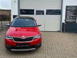 Rot Gebraucht 2017 Skoda Rapid Kombi | 13.499 € (Teuer)