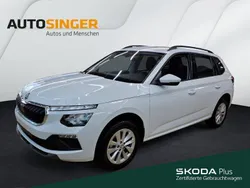 Moonweiss metallic Gebraucht 2024 Skoda Kamiq Selection SUV | 24.760 € (Fairer Preis)