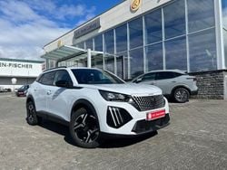 Weiß Gebraucht 2024 Peugeot 2008 Allure SUV | 23.999 € (Fairer Preis)